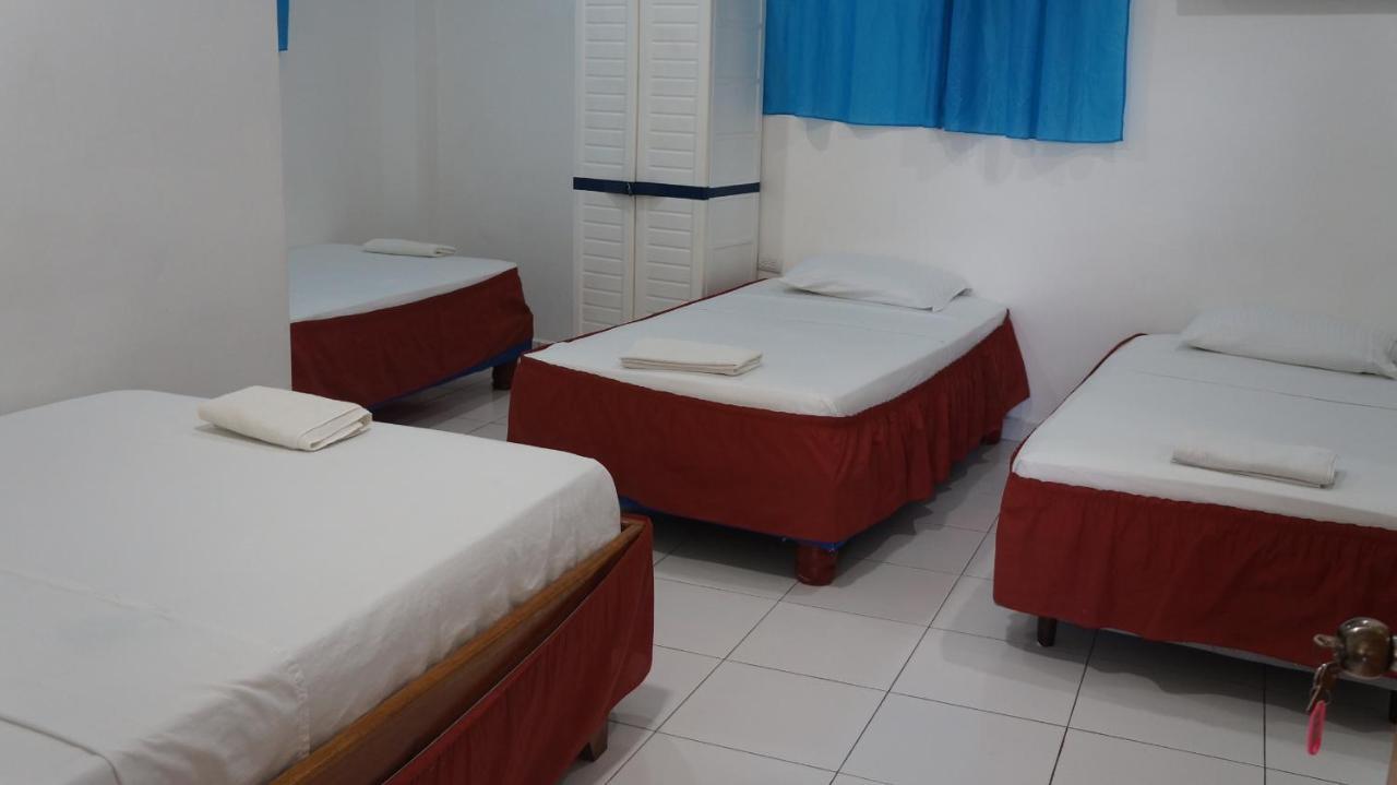 Hostal Marysol Puerto Ayora  Exteriör bild